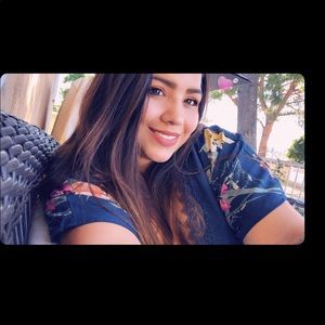 Meet your Posher, Sarahi